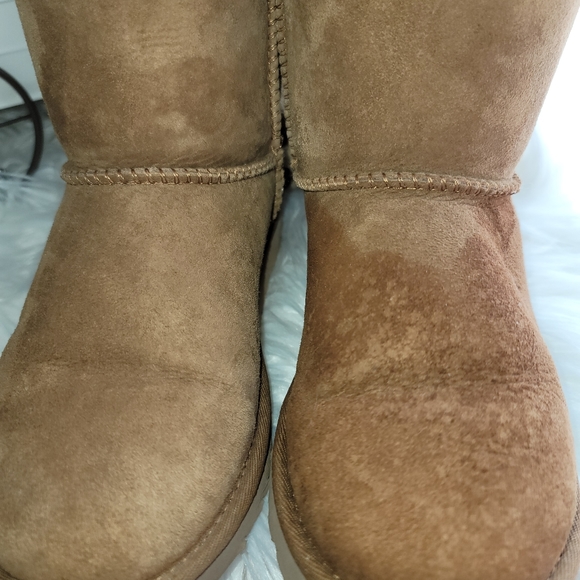 UGG boots - Picture 6 of 9
